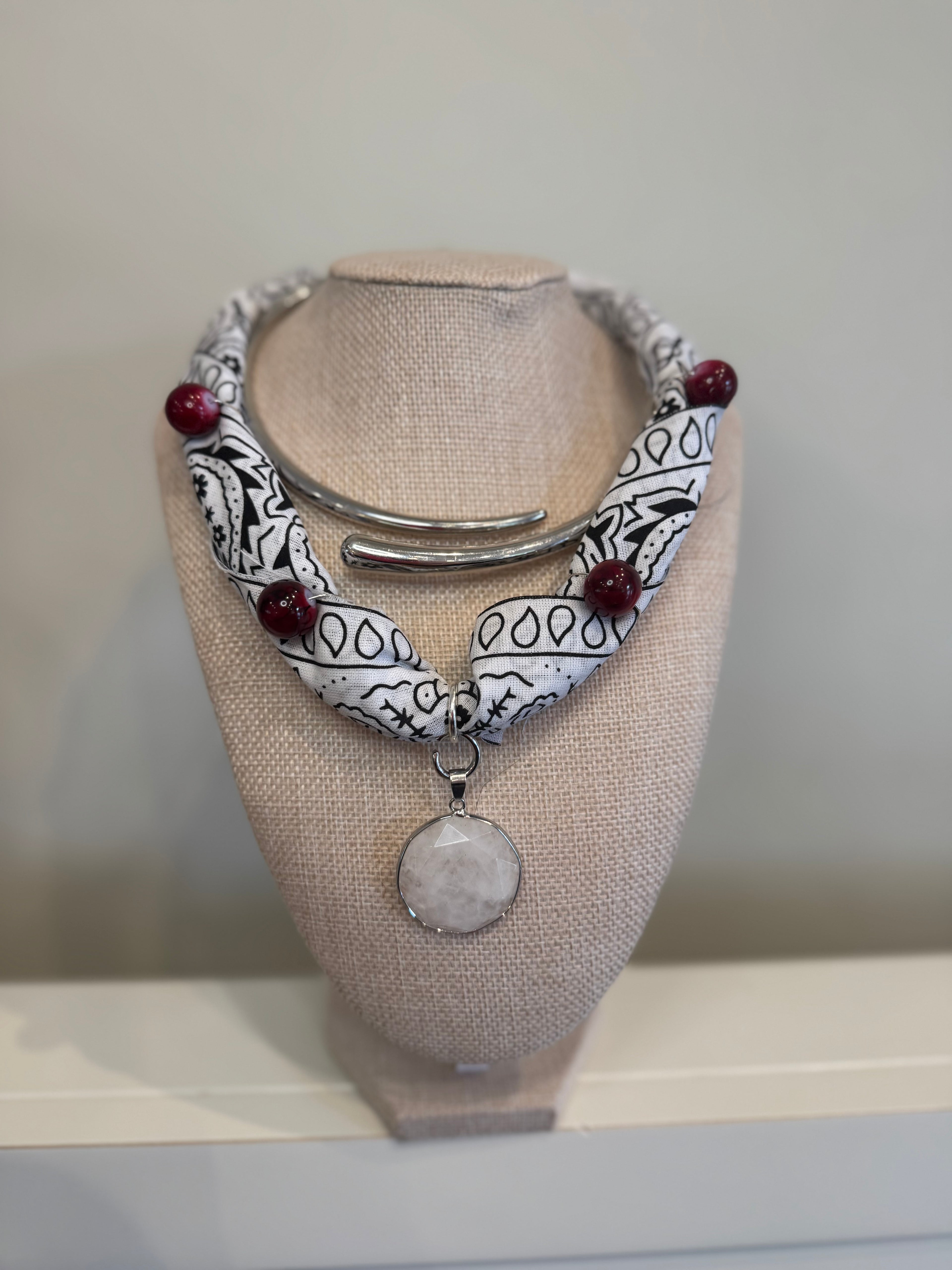 Tailgate Twilley - Huddle Up