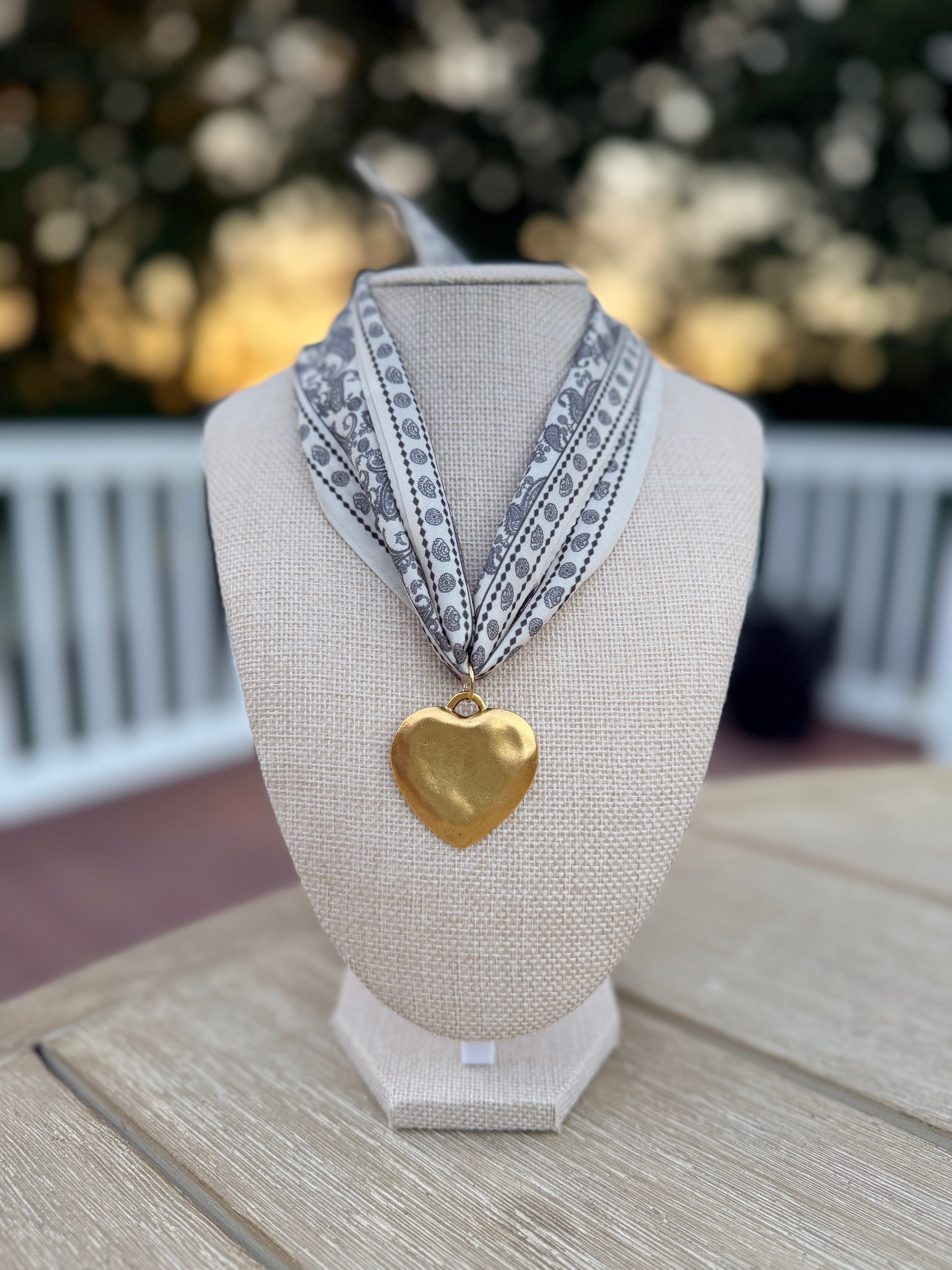 Sesuit Scarf – Shelle by Carly