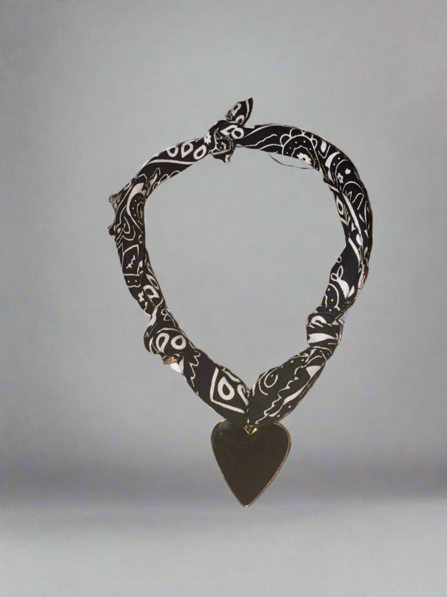 Tailgate Twilly - team black