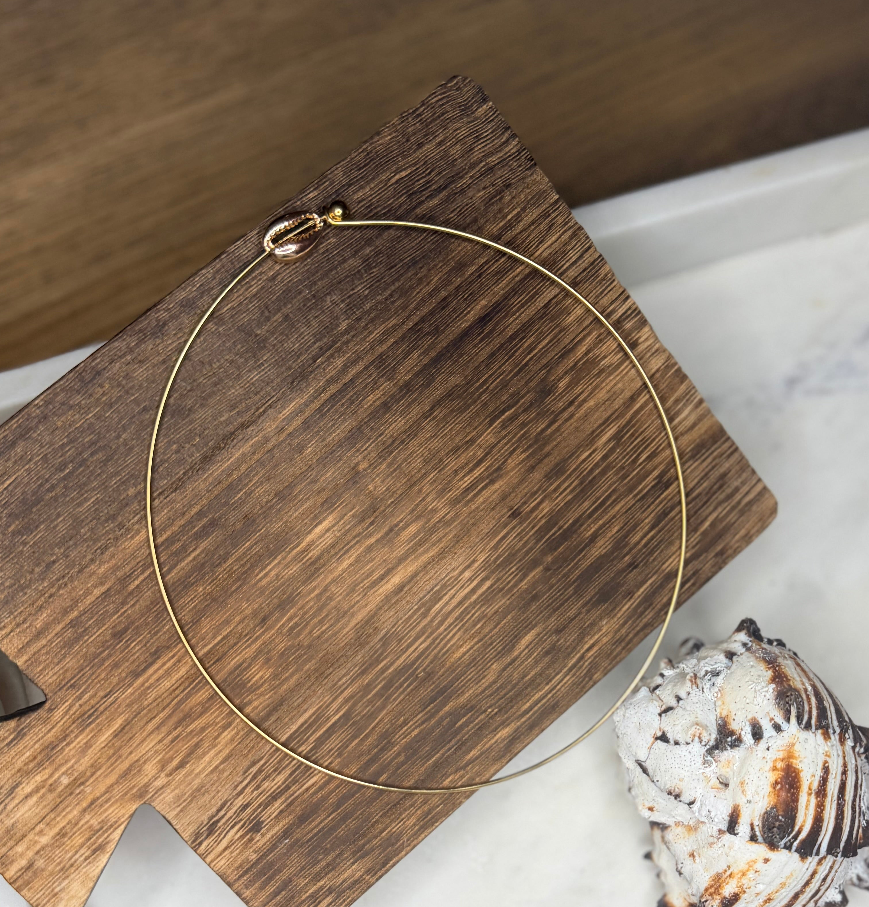 Petite Golden Collar