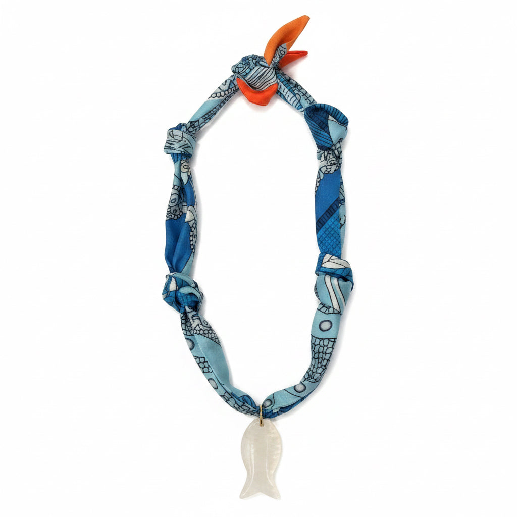 Minnow Sesuit Scarf Necklace - white/blue/orange