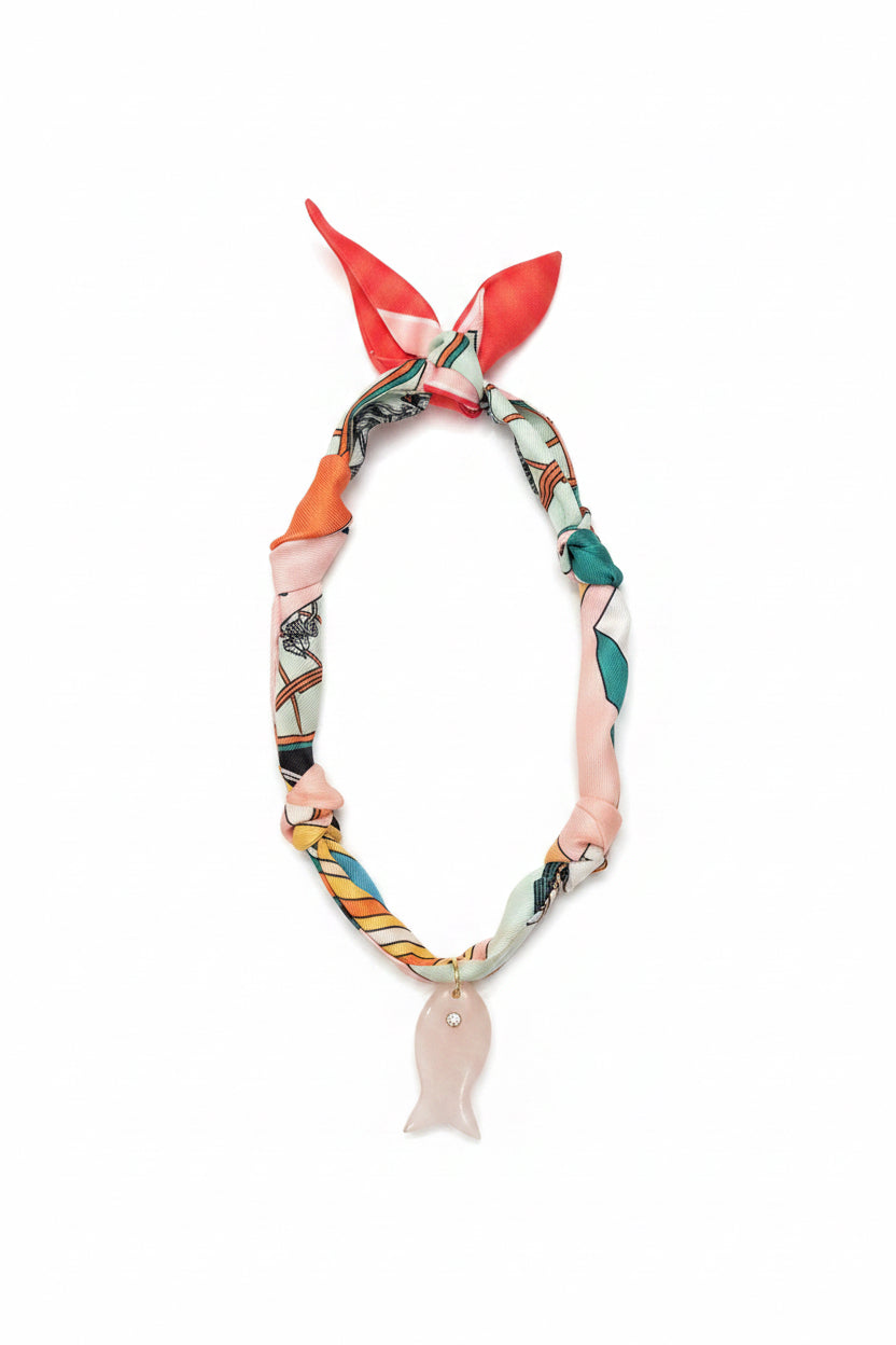 Minnow Sesuit Scarf Necklace - white/ coral / orange