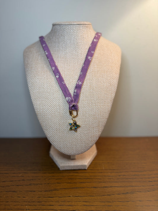 Daisy Necklace