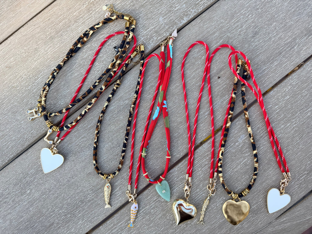 Red Cord 'Shelley' - Gold Fish