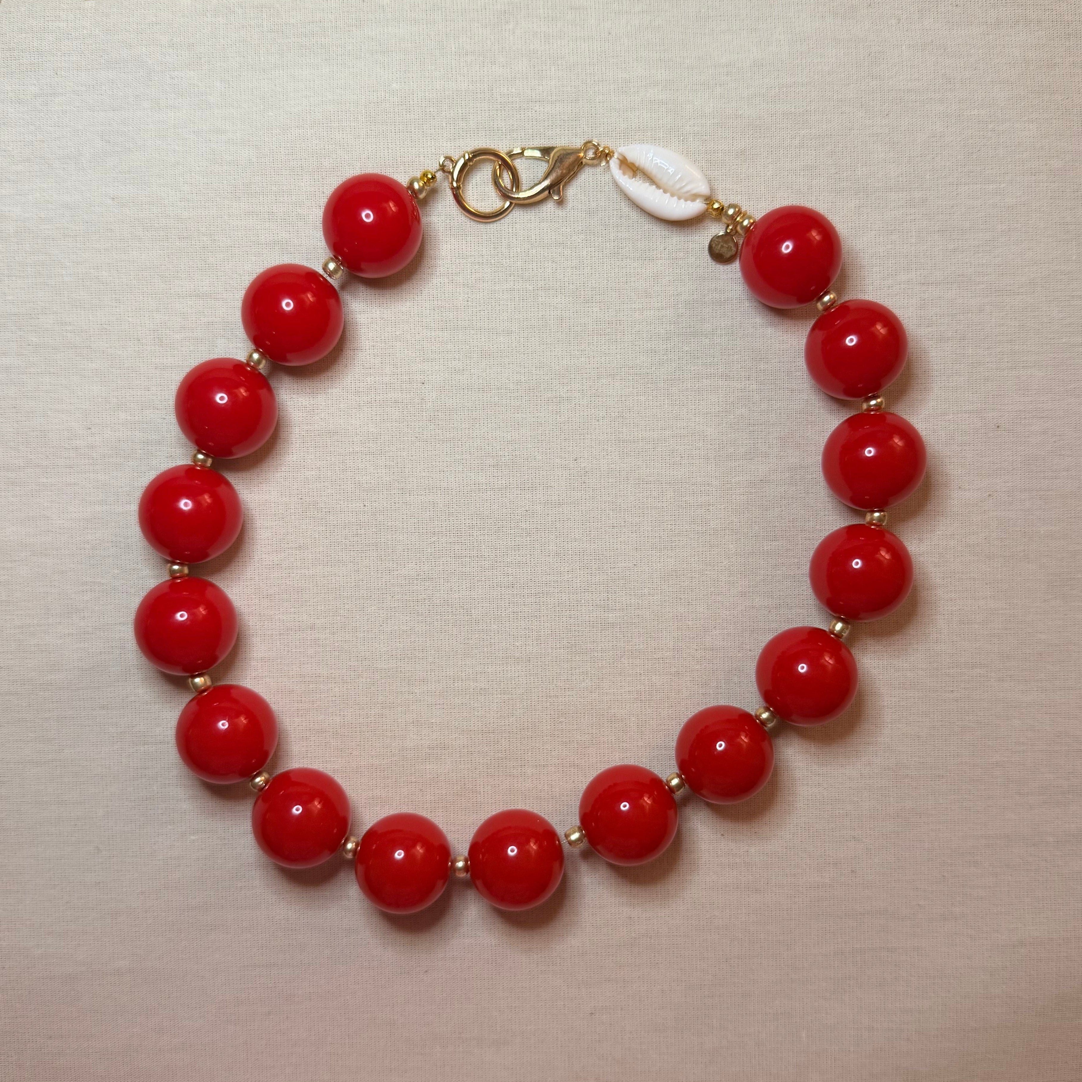 Sip Necklace - festive Red