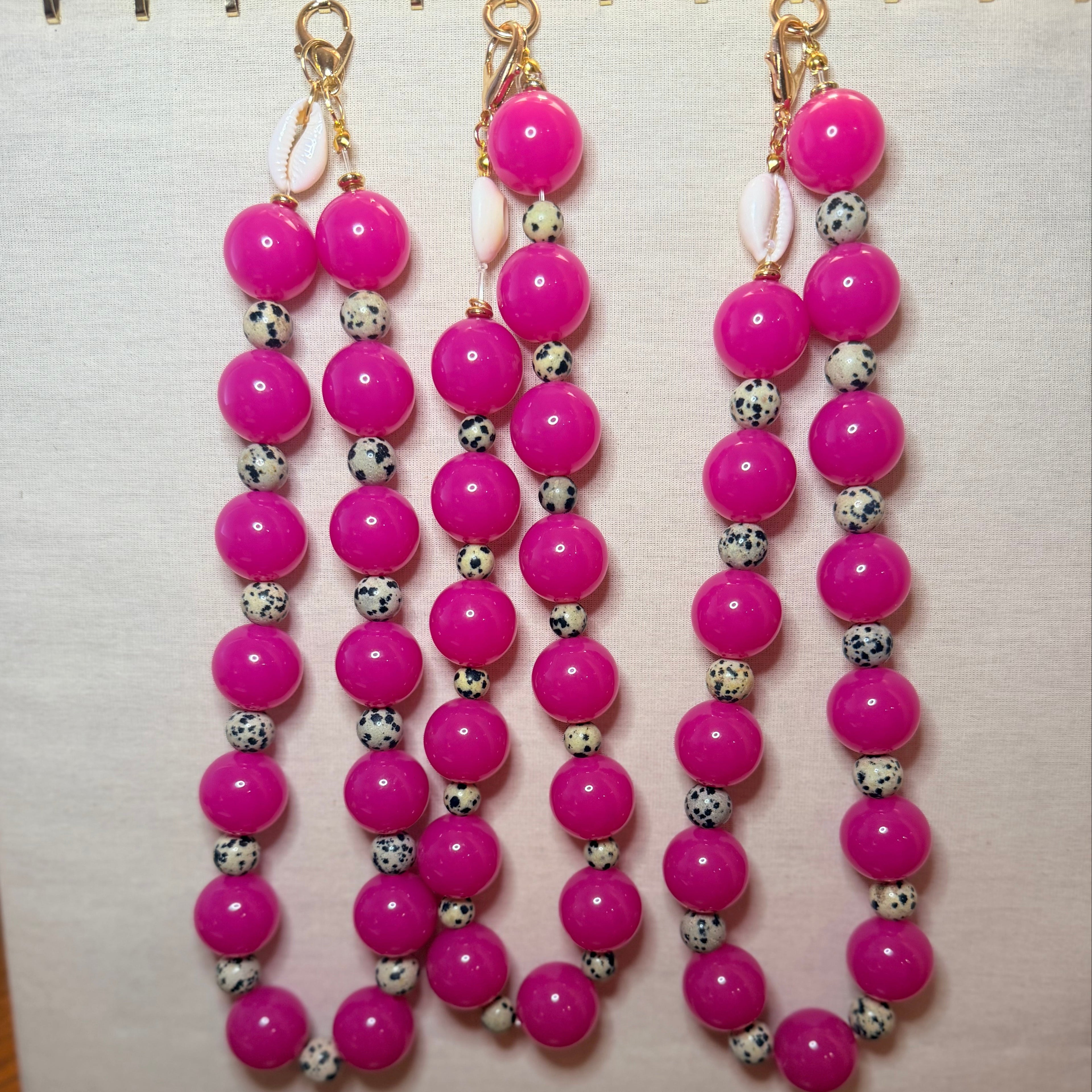 Sip Necklace - merry magenta