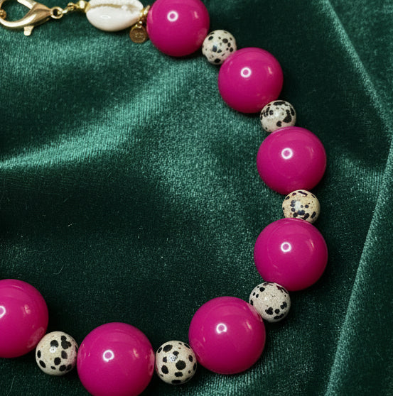 Sip Necklace - merry magenta